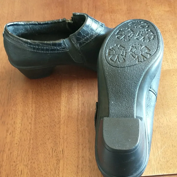 Easy Street Black Ankle Boots Size7.5 - Picture 4 of 4